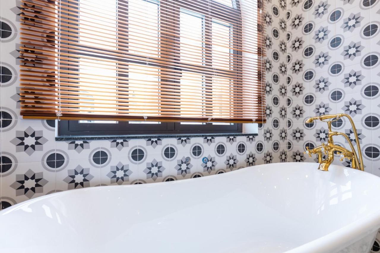 T-Maison Riad Villa, With Pool, Karaoke, Billiards, Near Beach, Вунгтау Екстер'єр фото